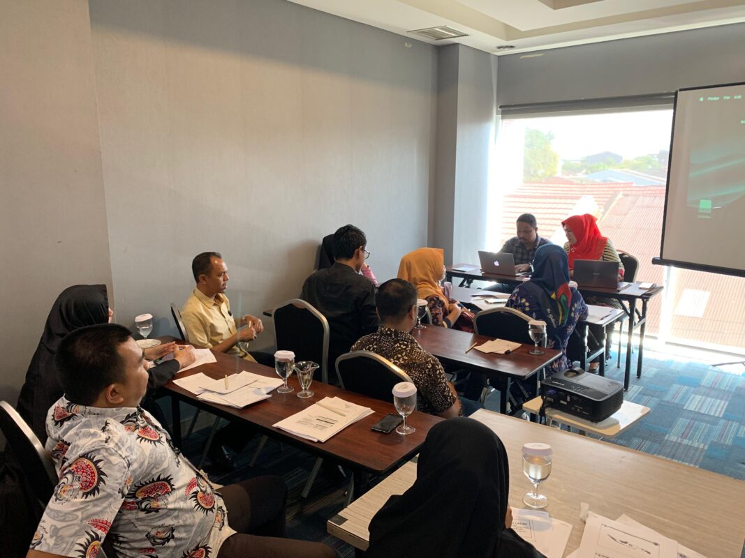 Bimtek Pengadaan Barang dan Jasa Pemerintah: Hukum Kontrak dan Teknik Penyusunan Kontrak Terbaru 2025